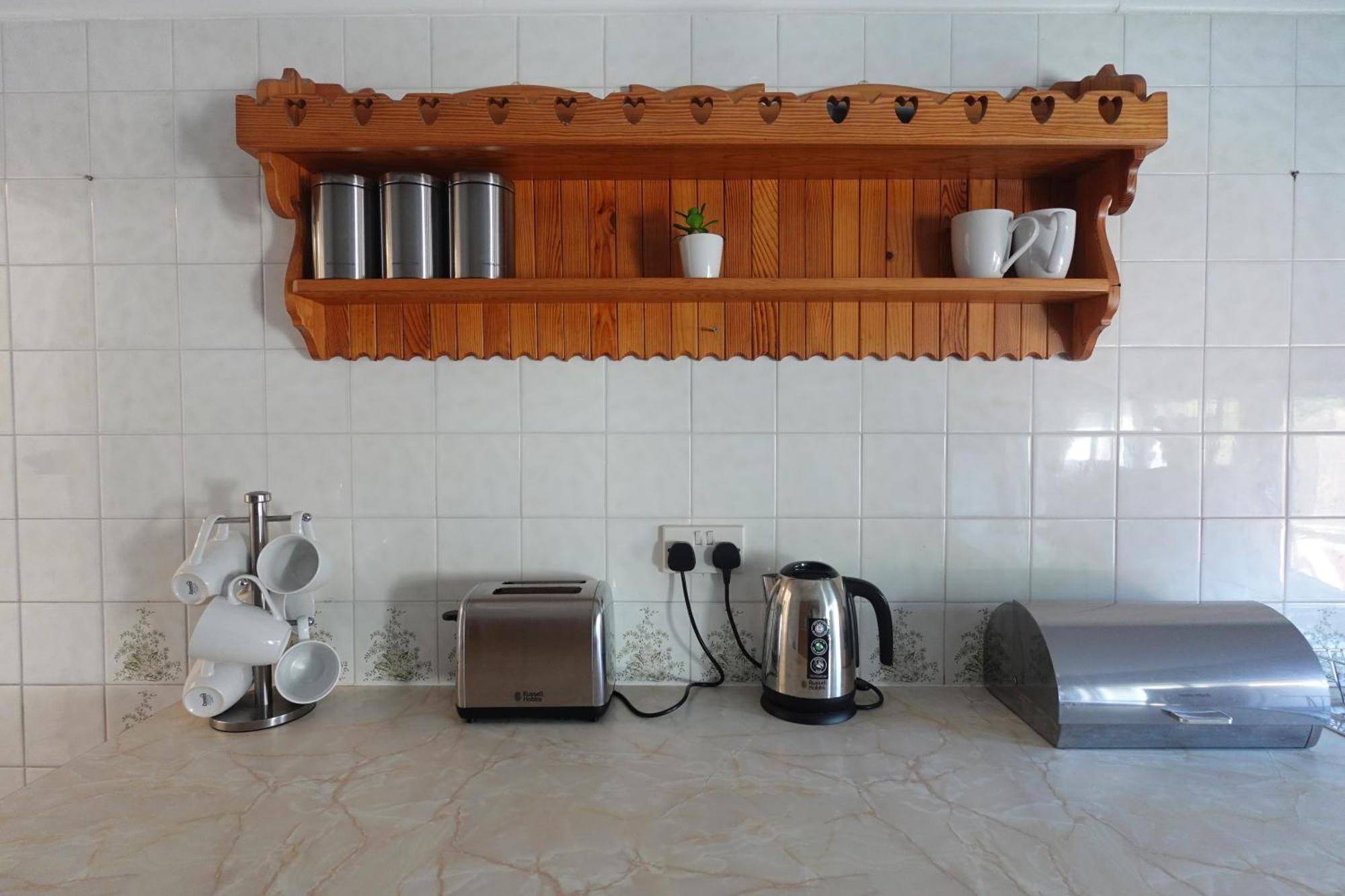 Apartment In Canford Cliffs Close To Sandbanks Beach Poole Exteriör bild